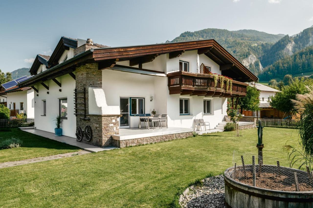 Active Apart Central Ried im Oberinntal Exterior foto
